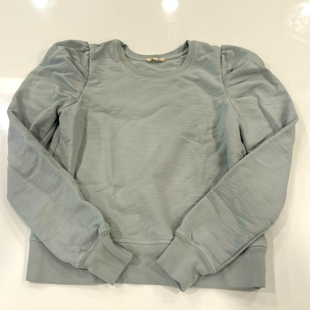 Leallo Puff Sleeve Crew size M